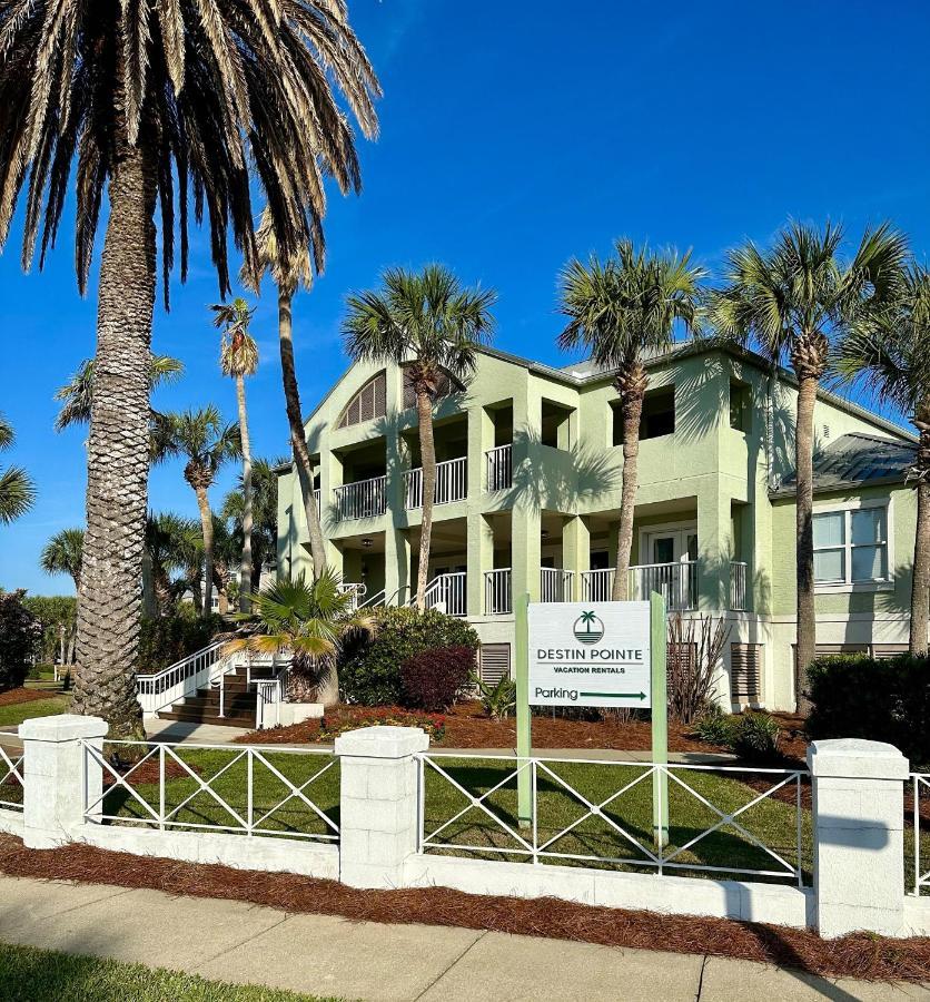 Pelican Pointe At Pointe Holiday home *