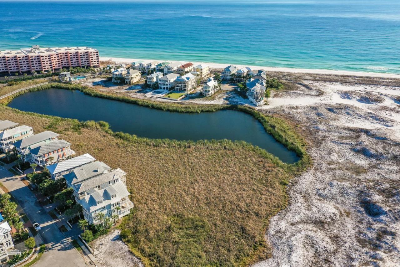 Pelican Pointe At Pointe