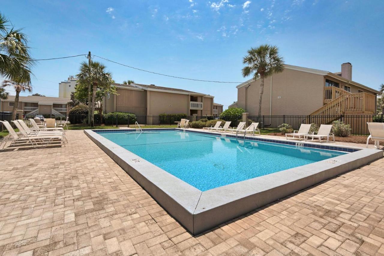 Chateau La 16e Destin