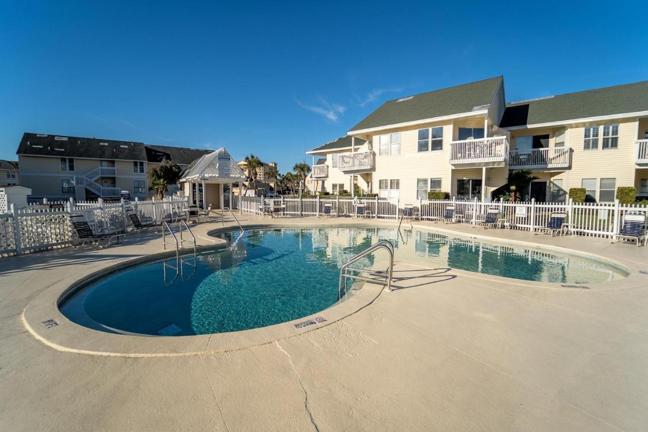 Sandpiper Cove 9103 *