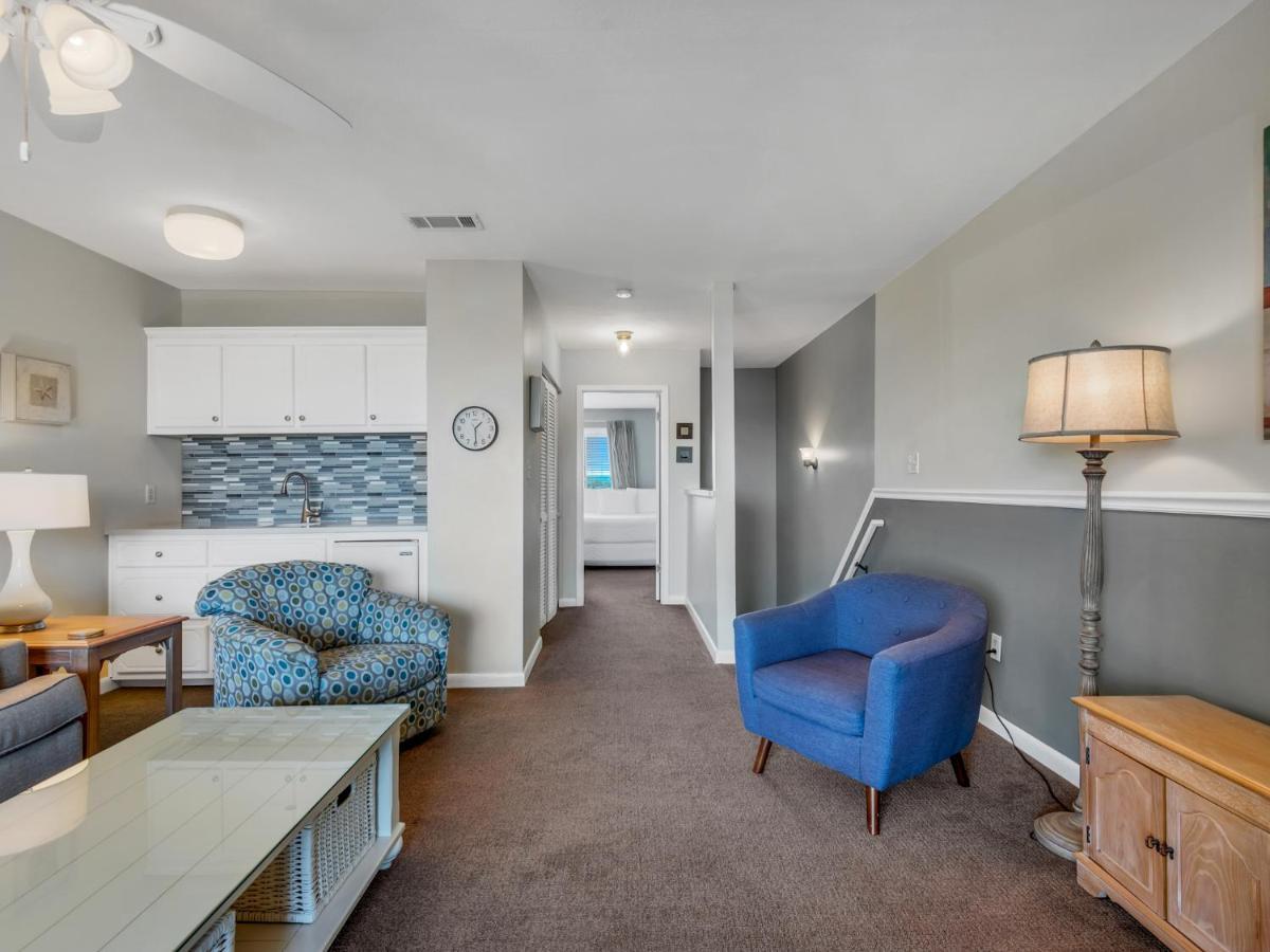 Blue Surf Townhomes 11b By Newman-dailey Holiday home