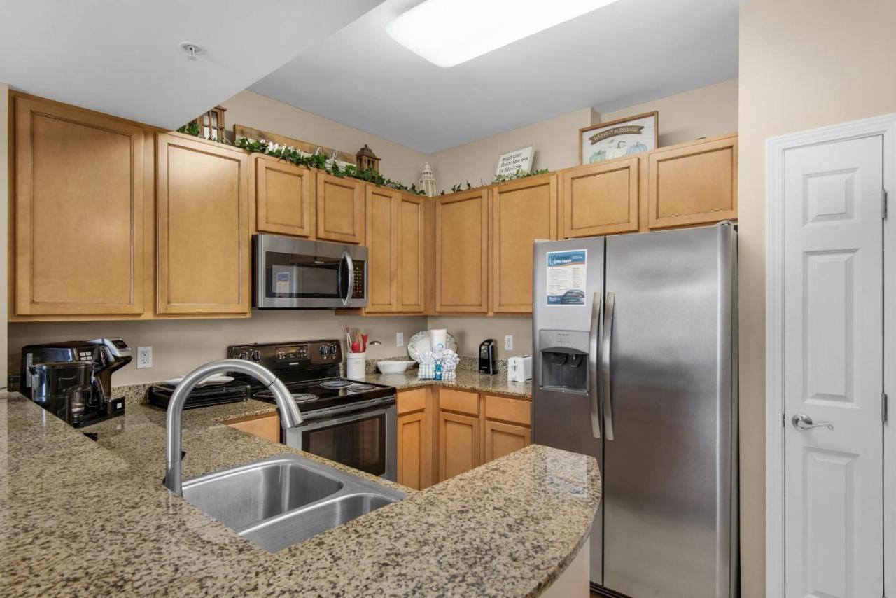 Palms #1813 Jr. 2br Apartment *