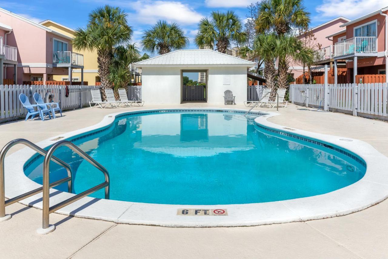 House 5min Walk To Beach, Pool, Close To Shops And Activities Destin