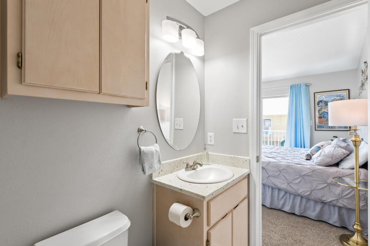 House 5min Walk To Beach, Pool, Close To Shops And Activities * Destin