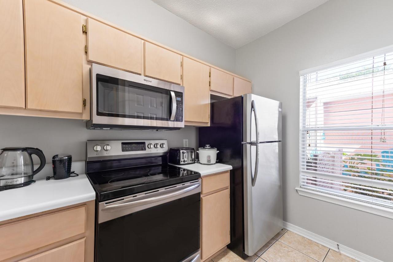 House 5min Walk To Beach, Pool, Close To Shops And Activities Destin