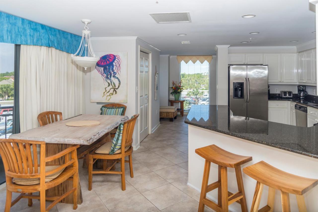 Golf Cart. Remodeled Condo! Westwinds 4727 Gulf Front. Larger Floorplan!! Wonderful Pool *