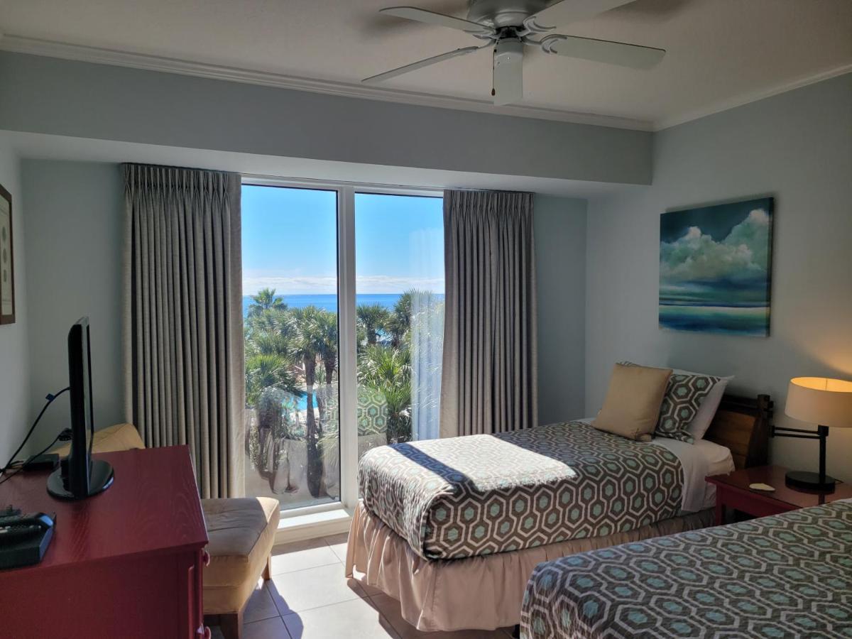 Golf Cart. Remodeled Condo! Westwinds 4727 Gulf Front. Larger Floorplan!! Wonderful Pool Holiday home Destin