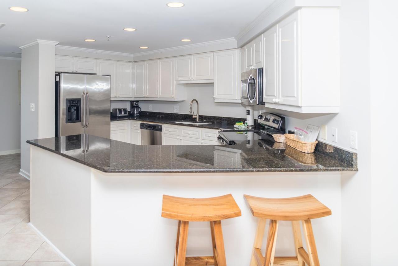 Golf Cart. Remodeled Condo! Westwinds 4727 Gulf Front. Larger Floorplan!! Wonderful Pool
