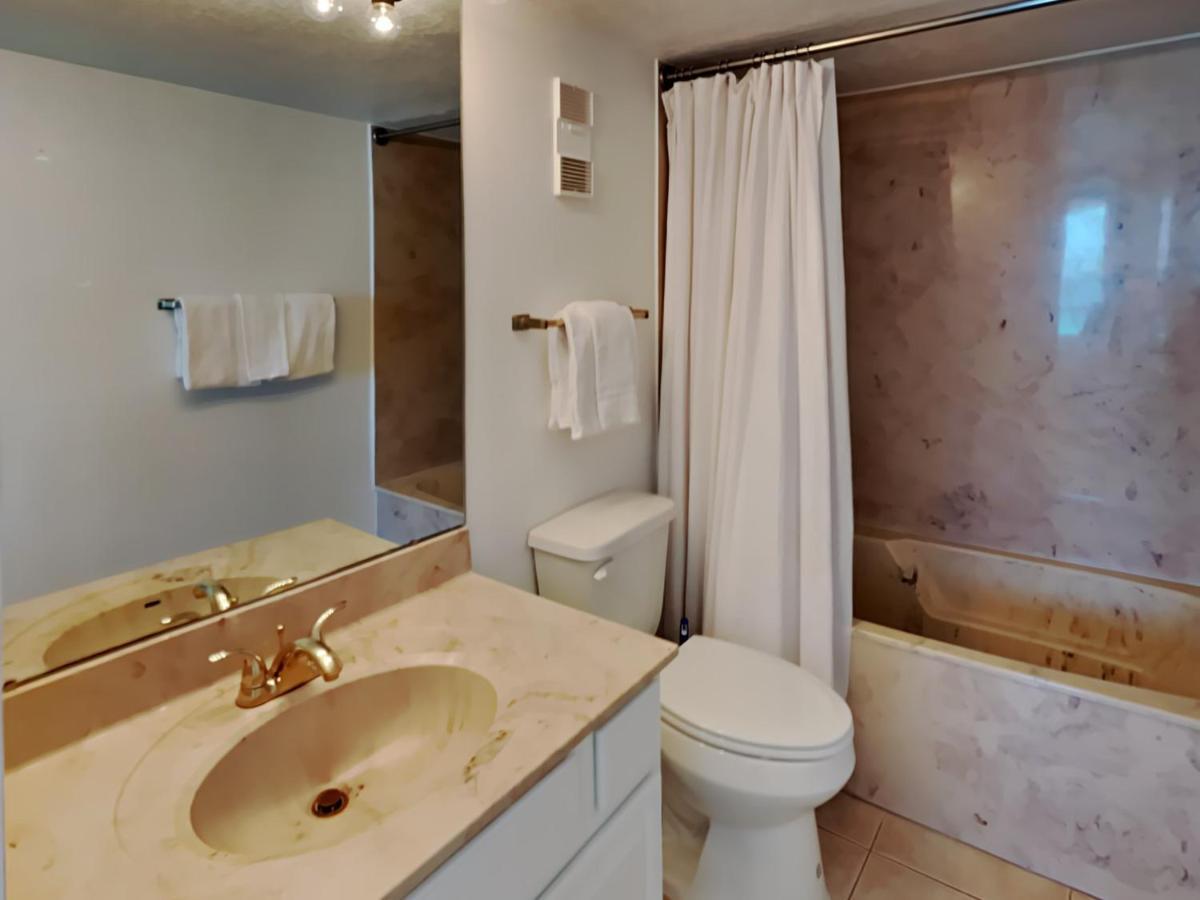 Edgewater #1205 Apartment *
