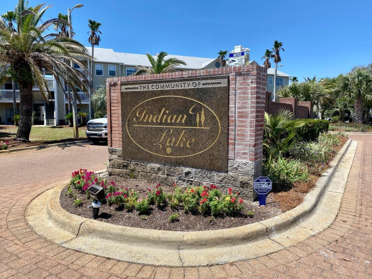 Seaside Serenity Near With Pool, Gym, Balcony Apartment Destin