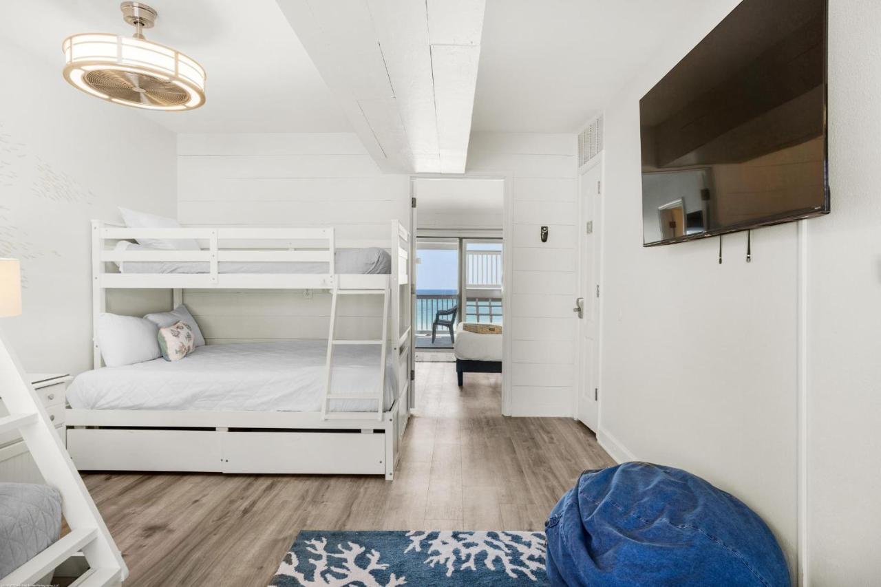 Summer Haven B- Cast A Waves * Destin