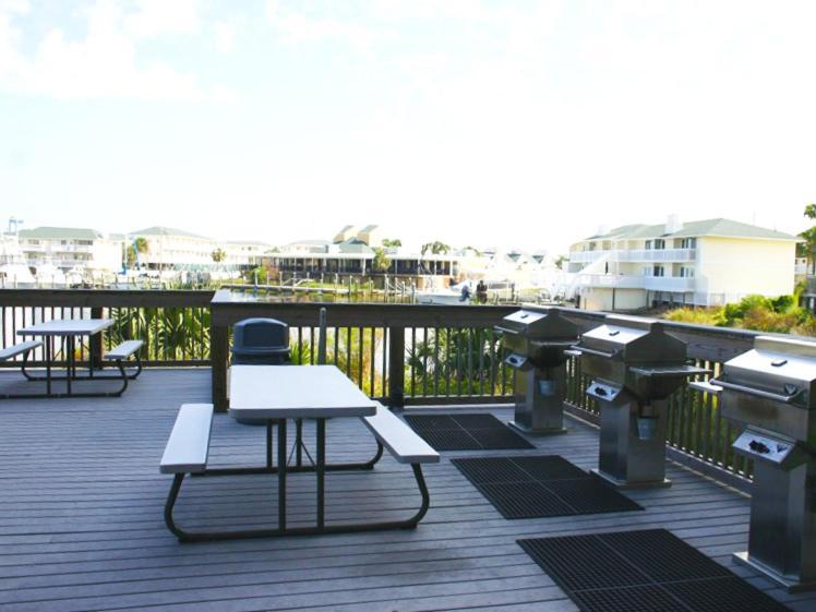 Apartment Harbor Landing 601a