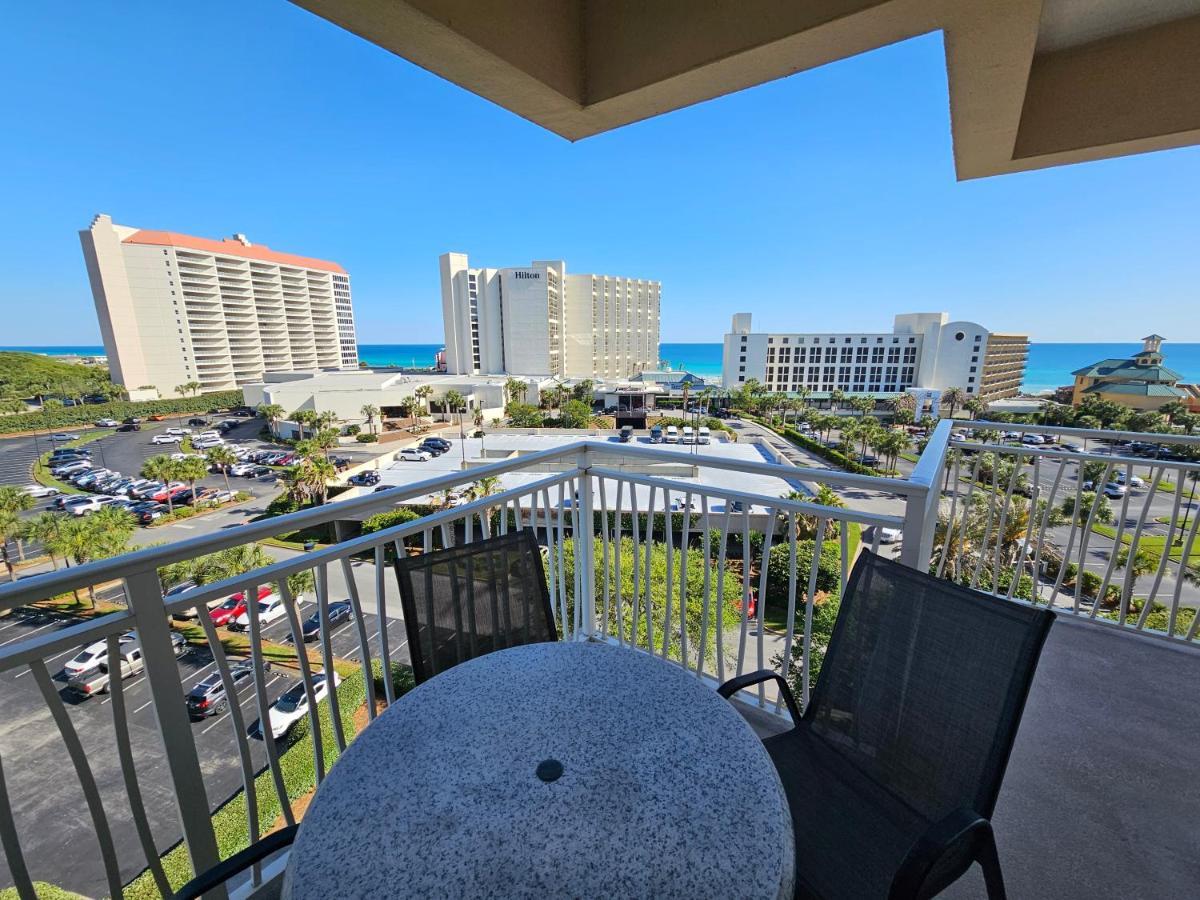 Luau 6531 In Sandestin By Skis And Seas Florida 1 Bedroom Views Holiday home Destin