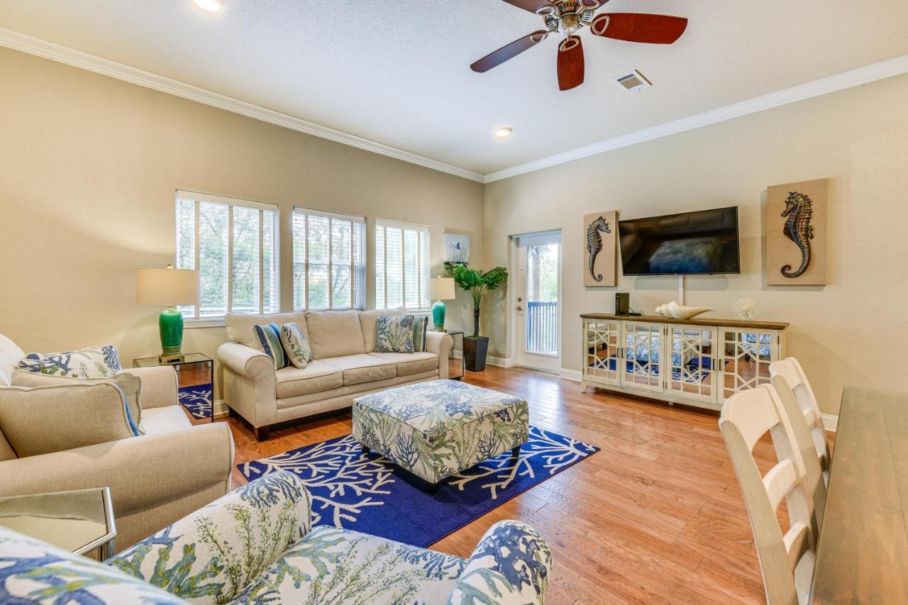 Miramar With Pool - Walk To Beach!