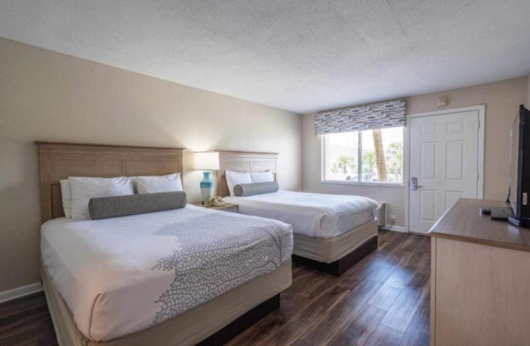 By Capital Vacations * Destin