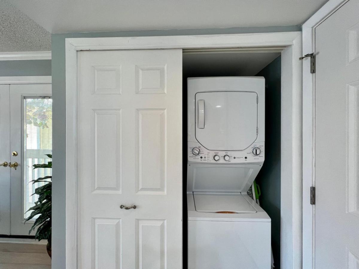 Sandpiper Cove 2056 * Destin