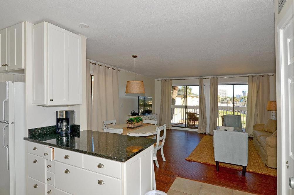 Sandpiper Cove 2070 Holiday home