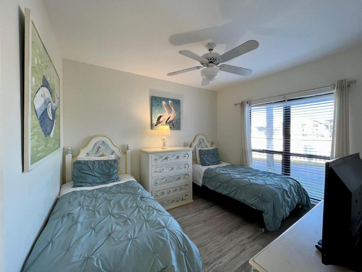 Sandpiper Cove 1150 *