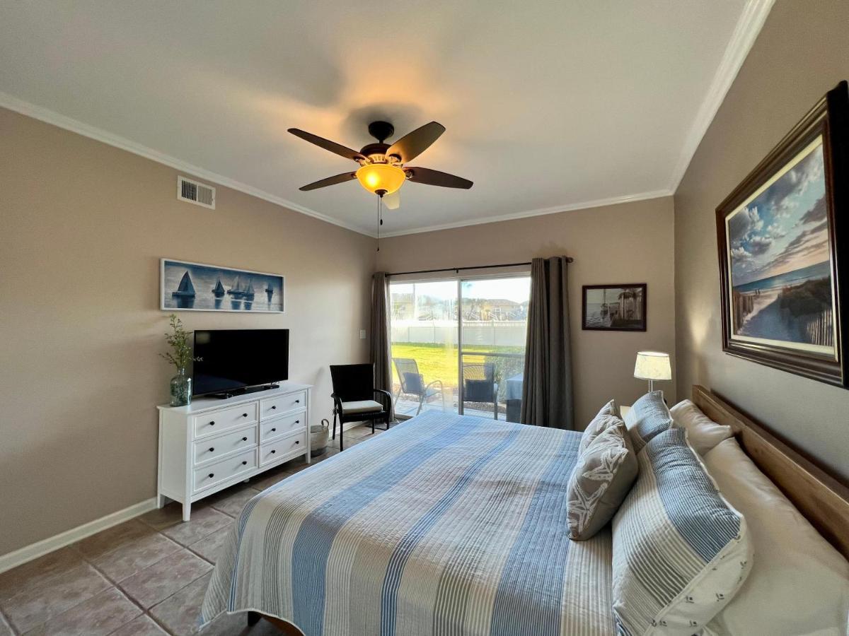 Sandpiper Cove 9113 * Destin