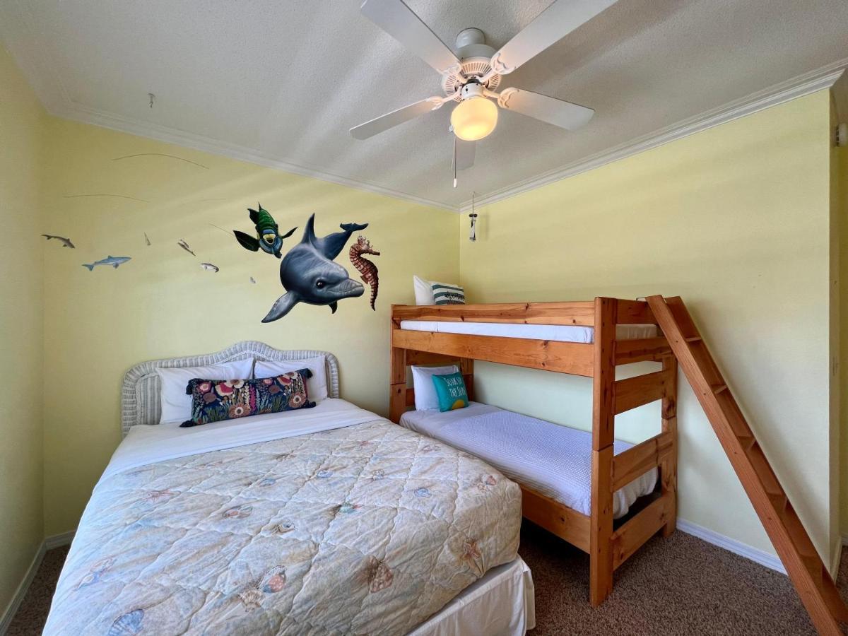 Sandpiper Cove 4111 * Destin