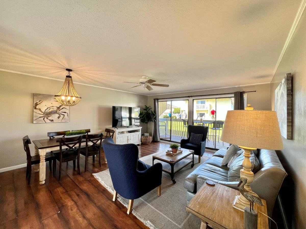 Sandpiper Cove 1089 * Destin
