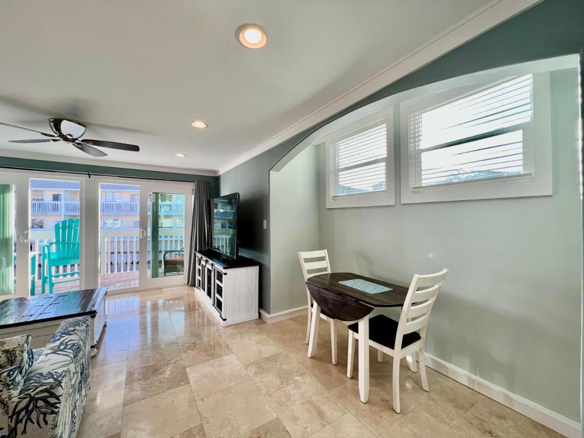 Sandpiper Cove 1048