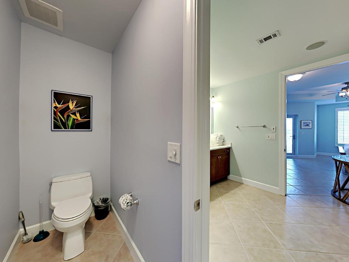 Harbor Landing 601a
