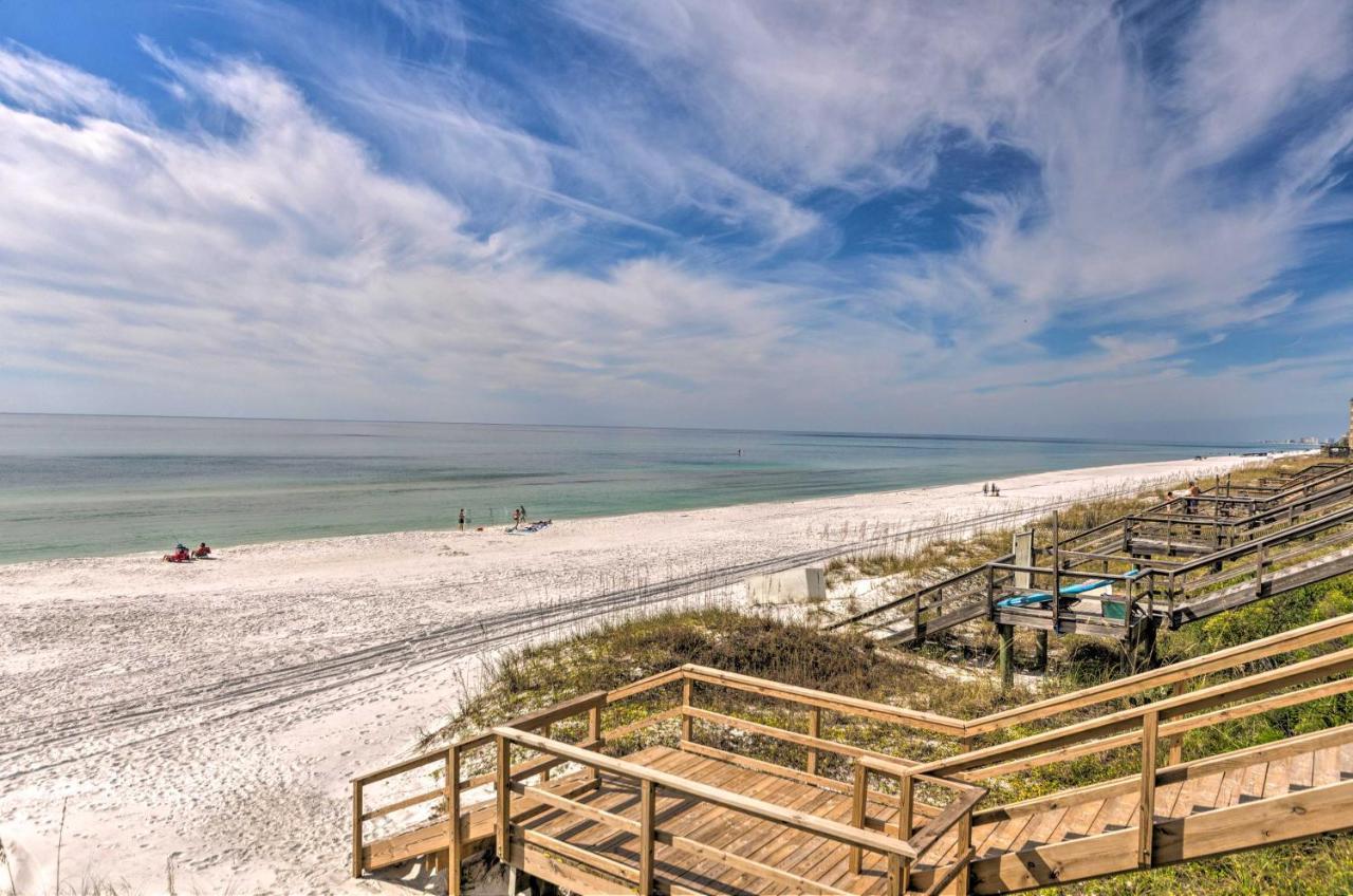 Miramar With Pool - Walk To Beach!