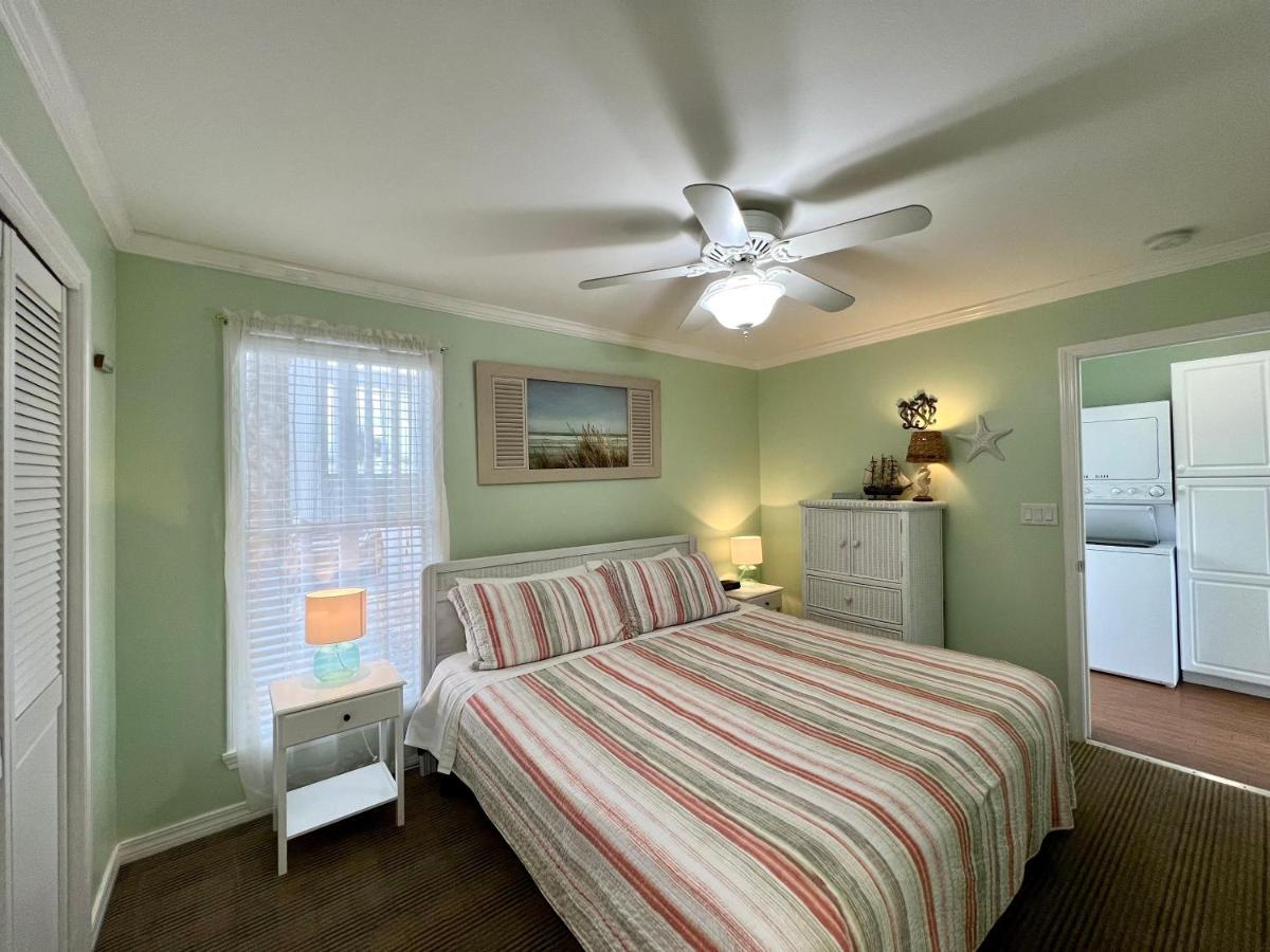 Holiday home Sandpiper Cove 1005