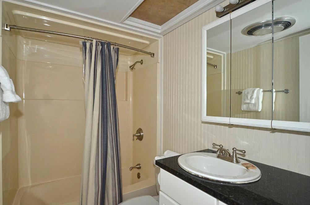 Sandpiper Cove 2070 Destin