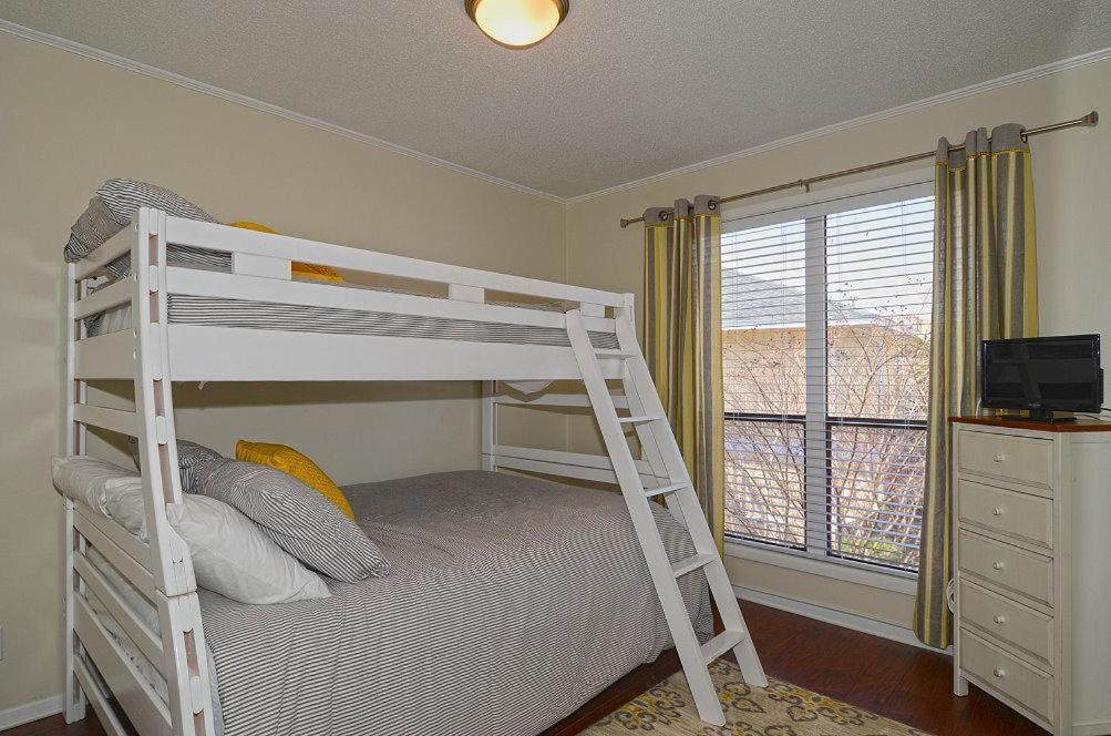 Sandpiper Cove 2070 Destin