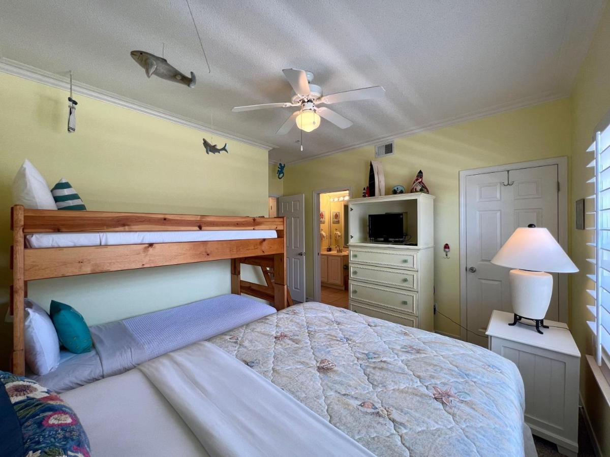 Sandpiper Cove 4111 Holiday home Destin