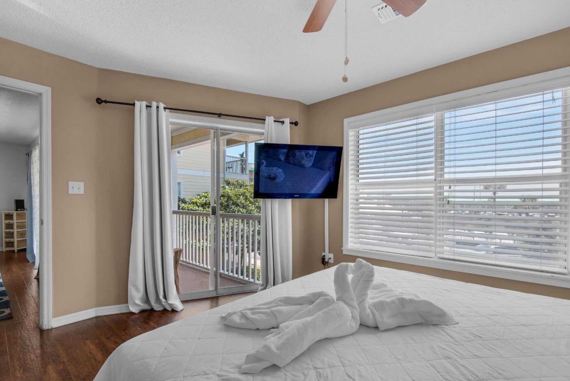 St. Martin Beachwalk 323 * Destin