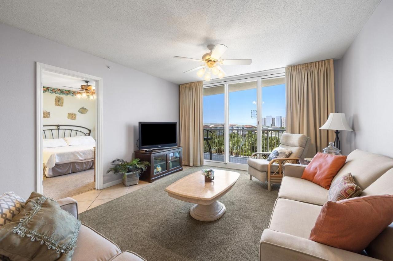 Apartment Terrace At Pelican 0303 By Pelican Management
