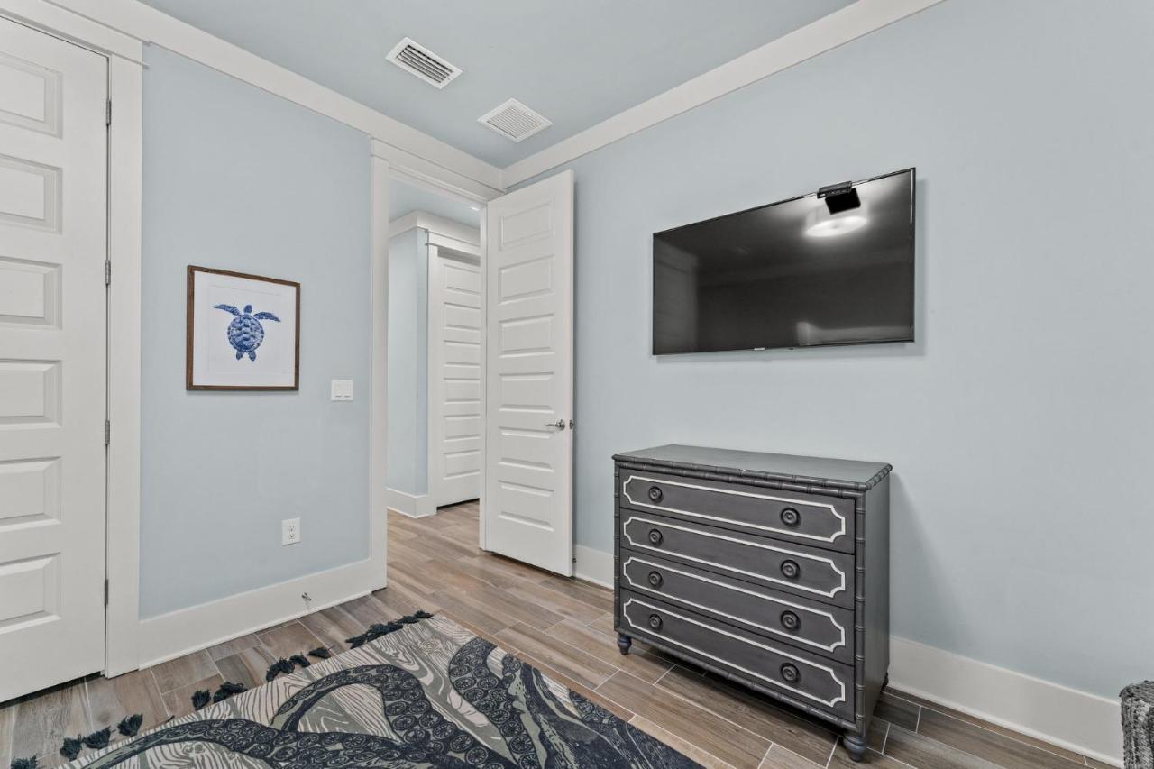 Holiday home White Coral Chateau With Lsv And Heated Pool Destin