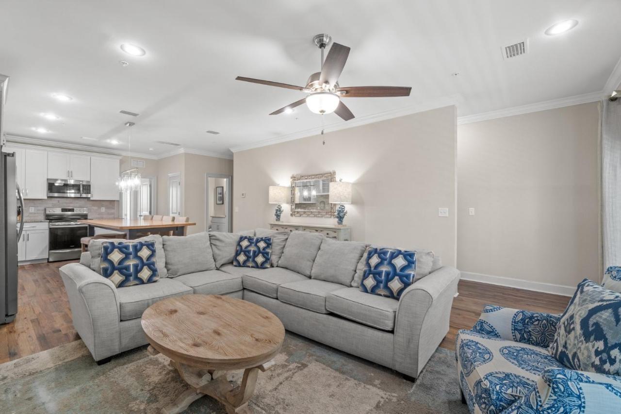 Seaside With Pool And Designer Interior * Destin
