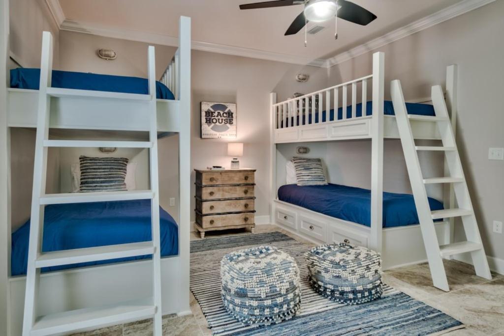 Tusker With Pool And Designer Interior Apartment Destin