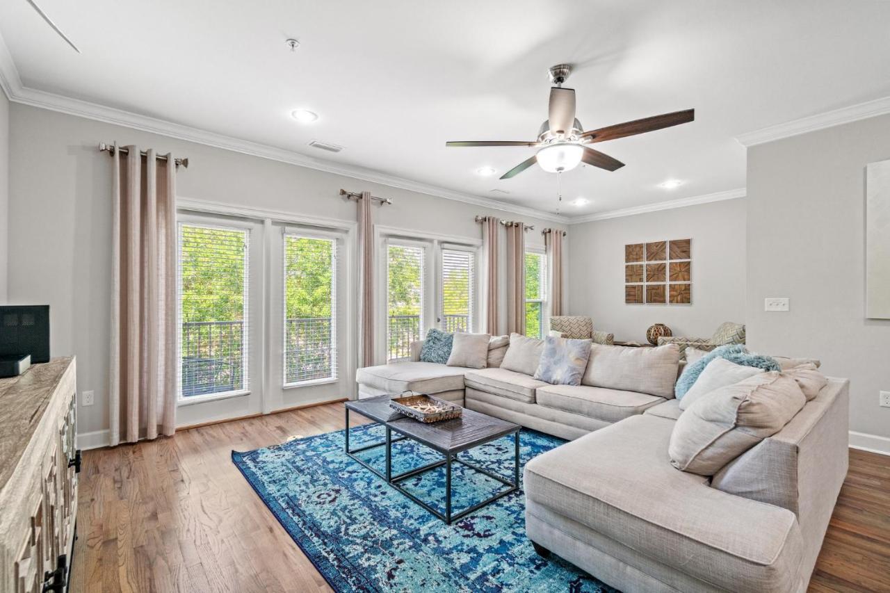 Waterside With Award Winning Design And Pool Destin