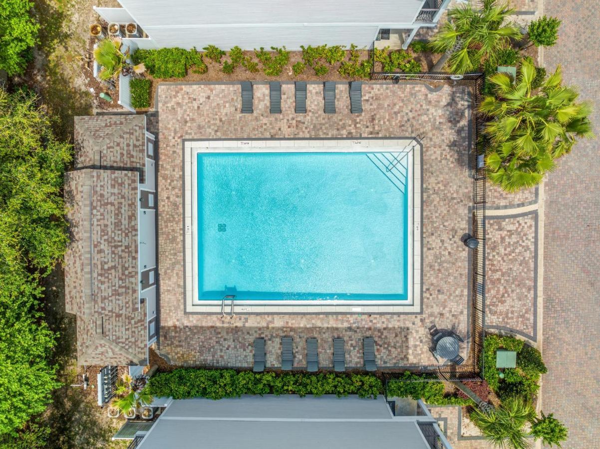 Drift With Large Pool *
