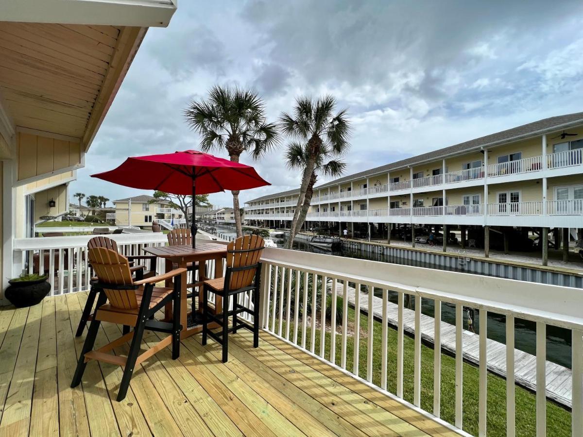 Sandpiper Cove 1026 * Destin