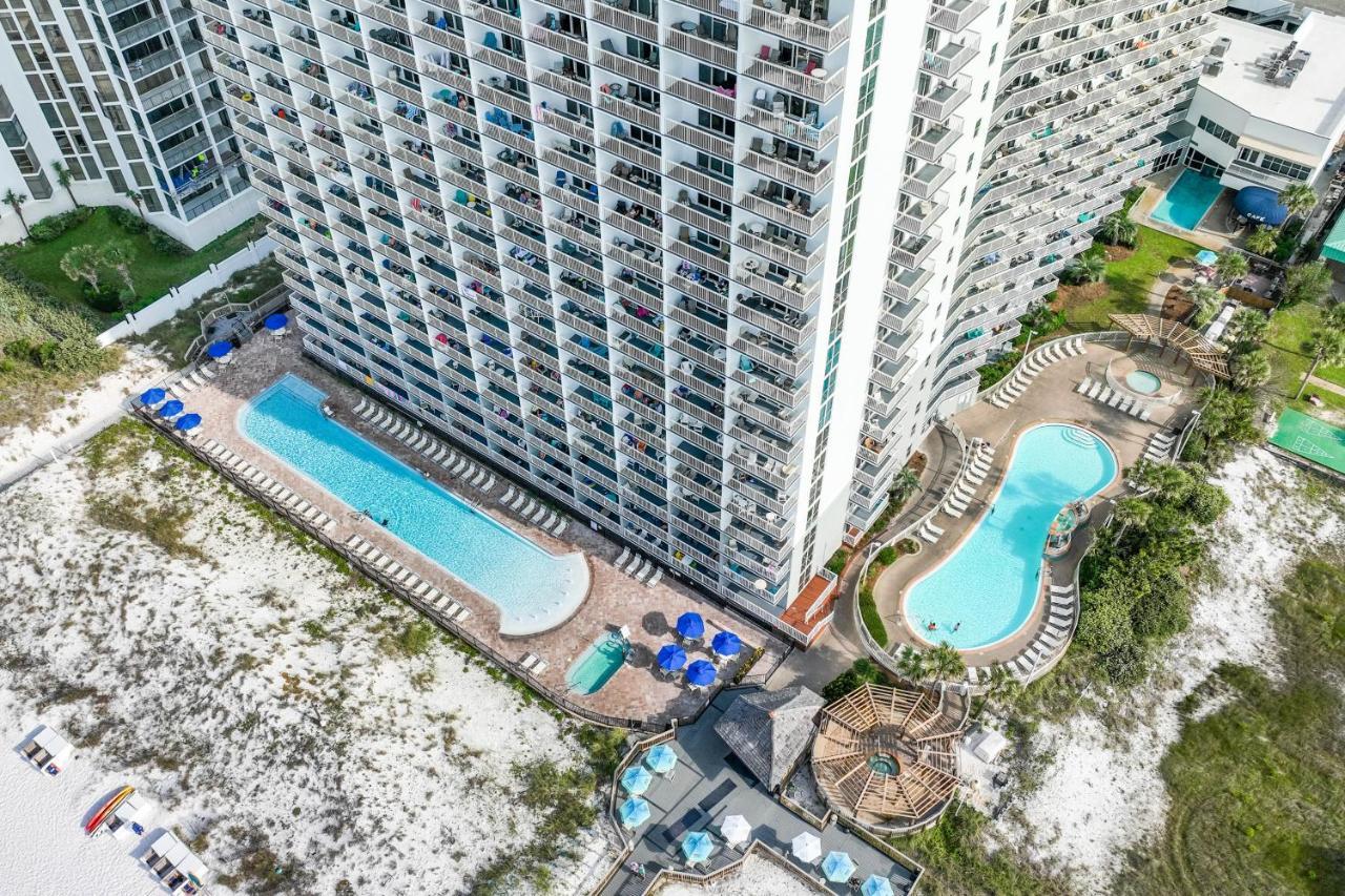 Pelican 818 Destin