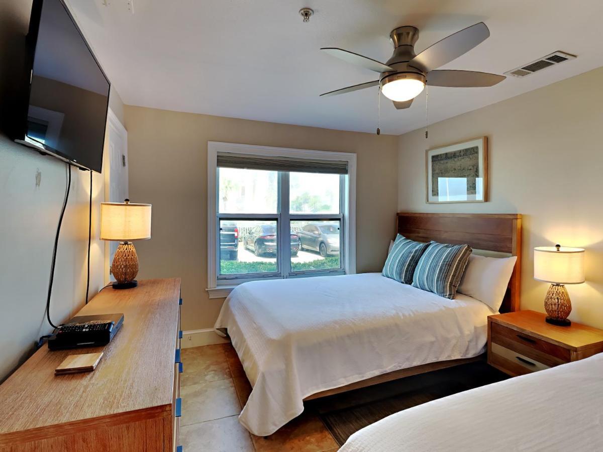 Apartment Crystal Dunes #107
