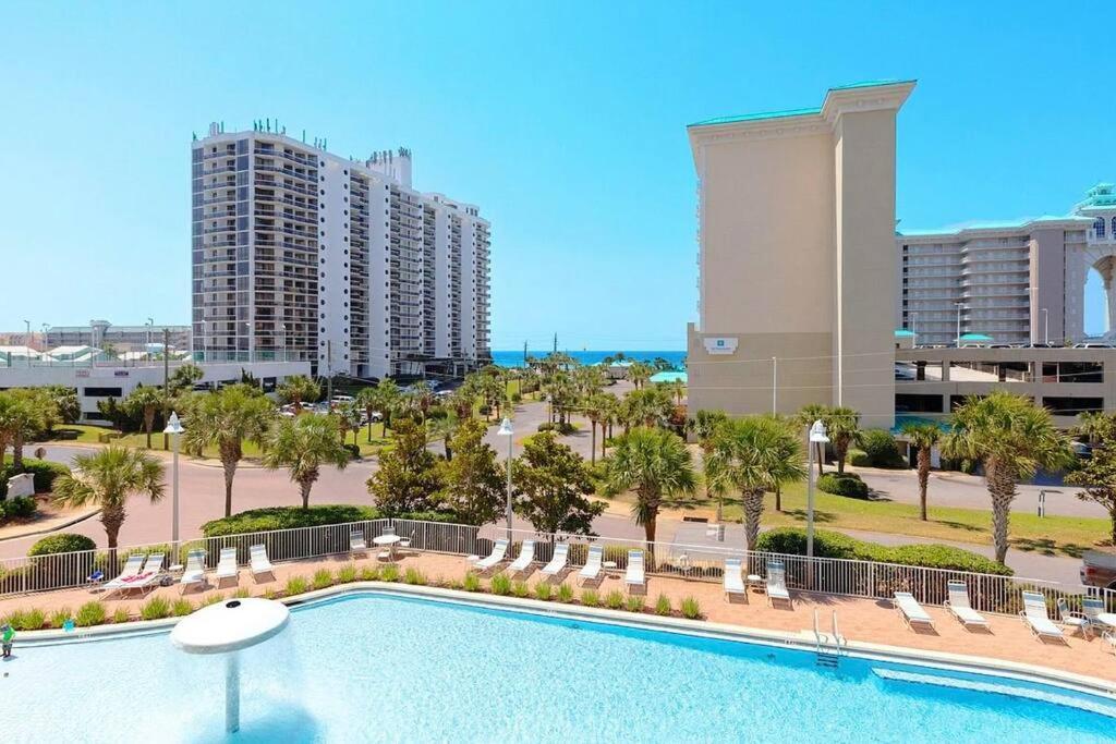 Kokomo Retreat- Steps From Pools & Private Beach!