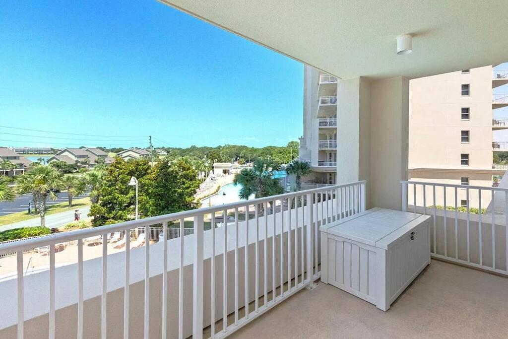 Villa Kokomo Retreat- Steps From Pools & Private Beach!