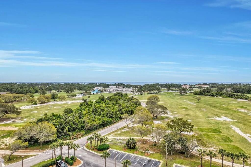 Villa Kokomo Retreat- Steps From Pools & Private Beach!