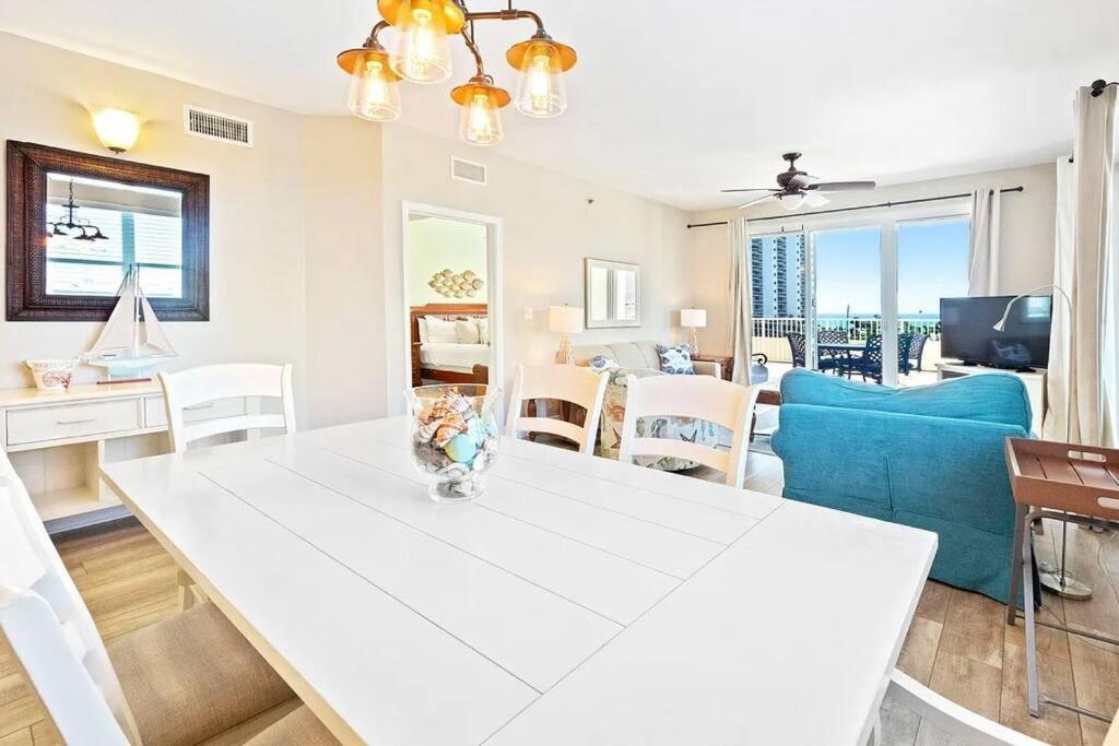 Kokomo Retreat- Steps From Pools & Private Beach! Villa