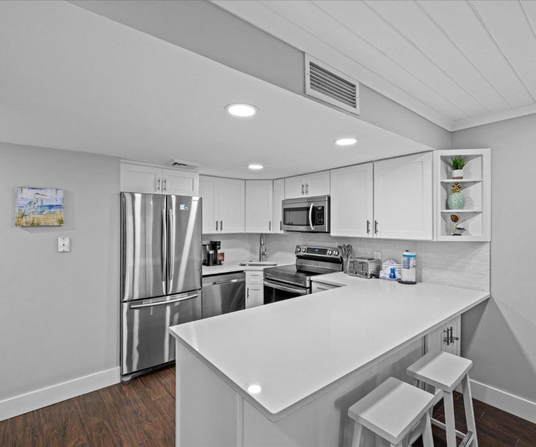 Surf And Racquet Unit 109 Destin