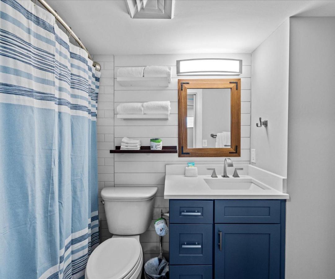 Surf And Racquet Unit 109 Holiday home Destin