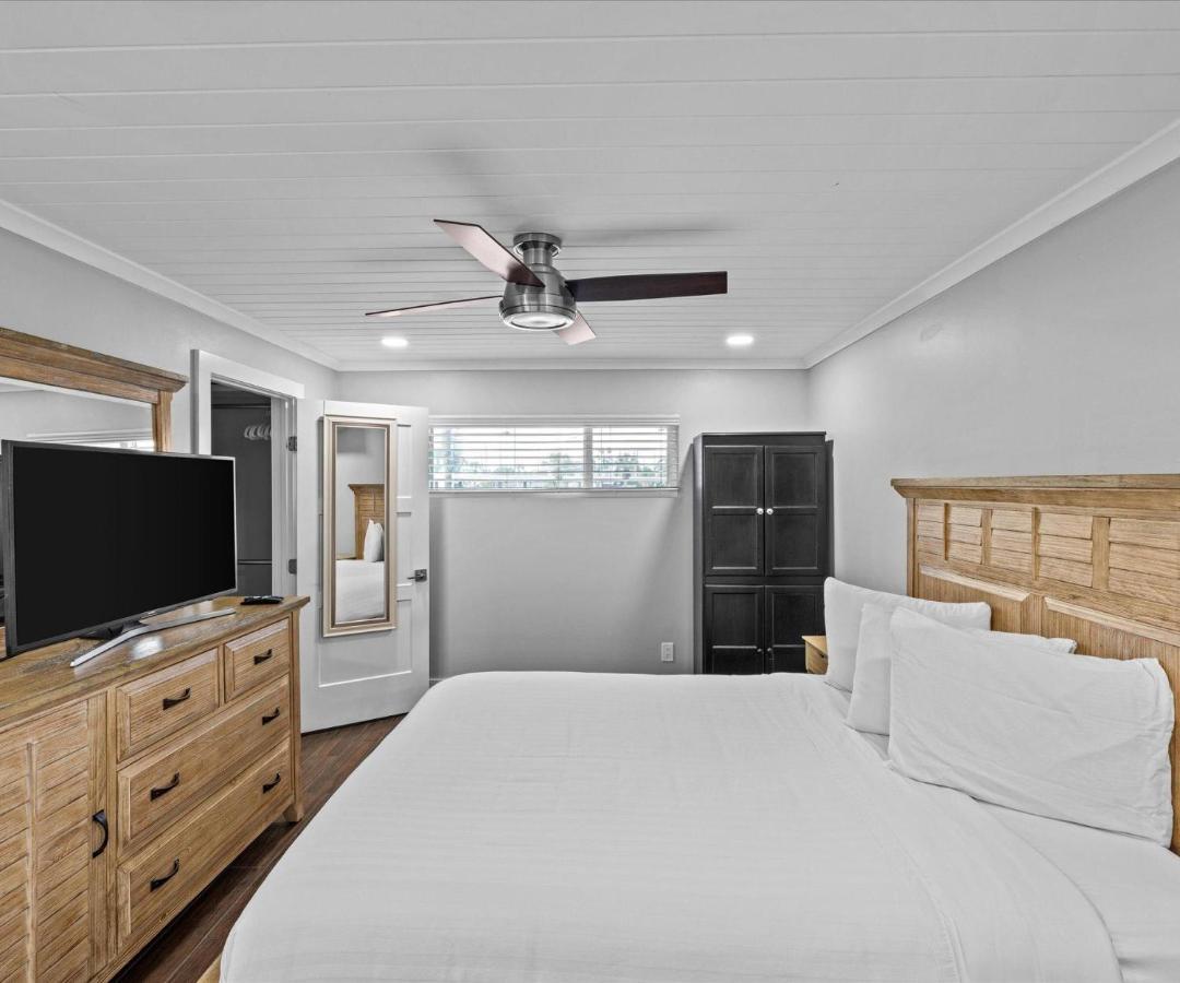 Surf And Racquet Unit 109 Destin