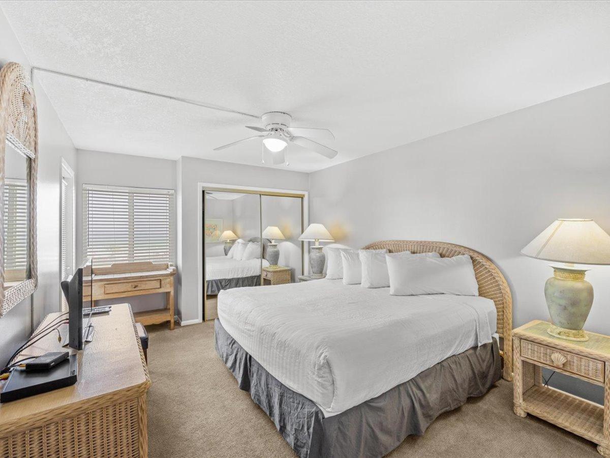 Holiday home Surf And Racquet Unit 308 Destin